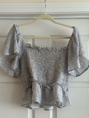 ASTR the Label Blue Floral Smocked Peplum Blouse